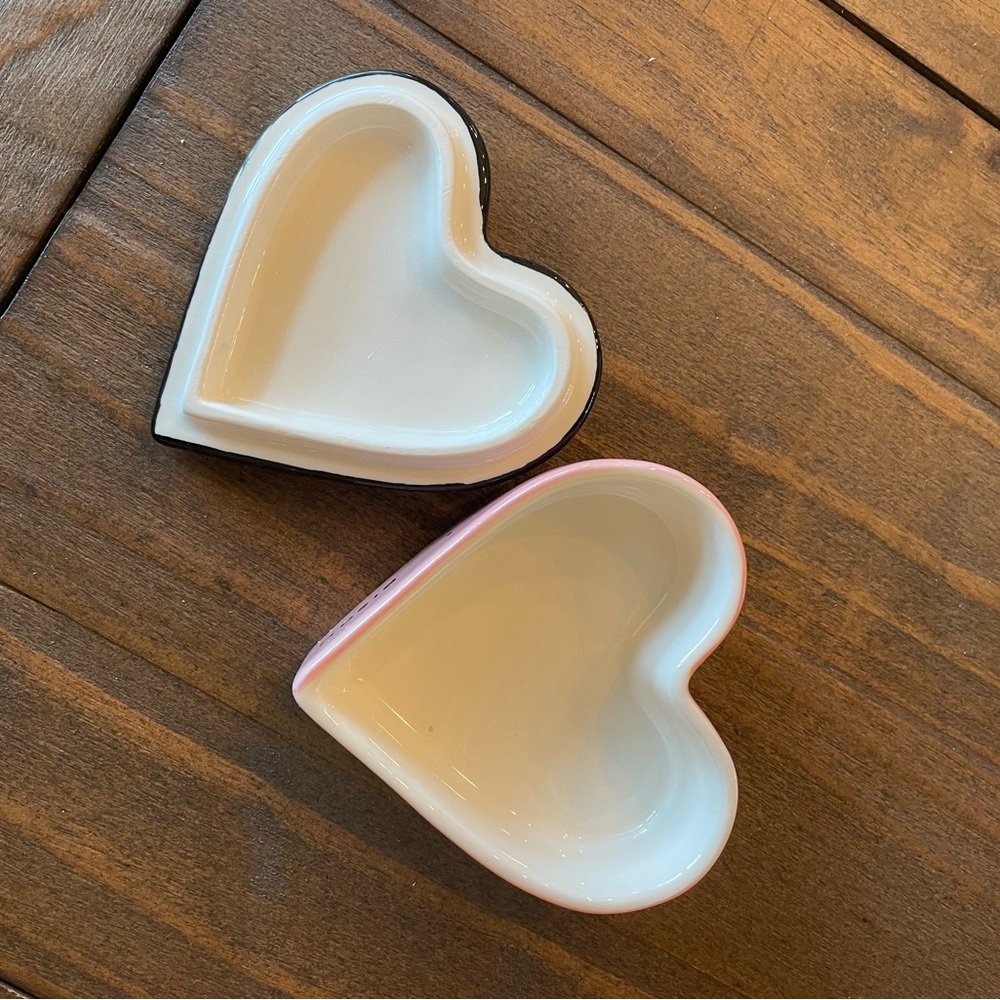 New! NWT Anthropologie Amour Ceramic Heart Trinket Box - Picture 6 of 7